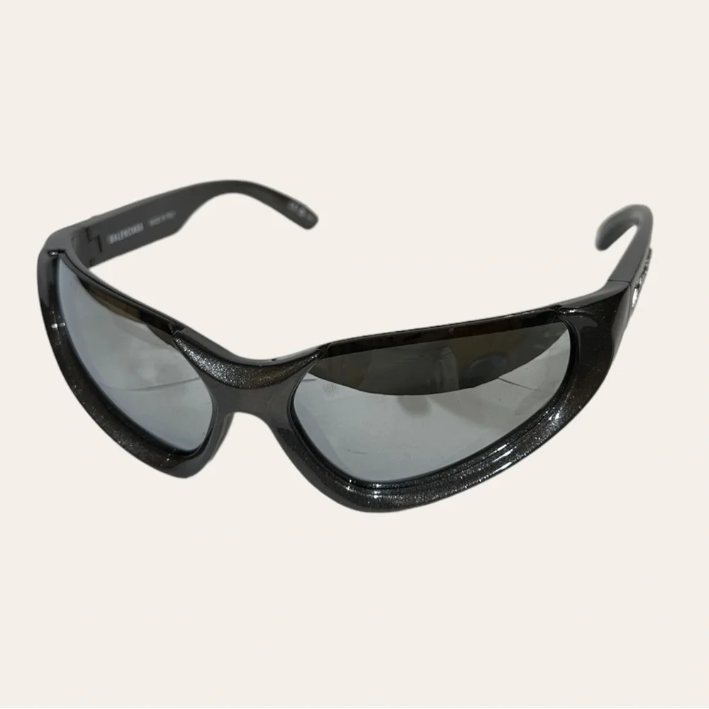 Balenciaga Xpander Sunglasses - Picture 4 of 6